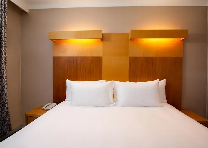 Tavistock Hotel
