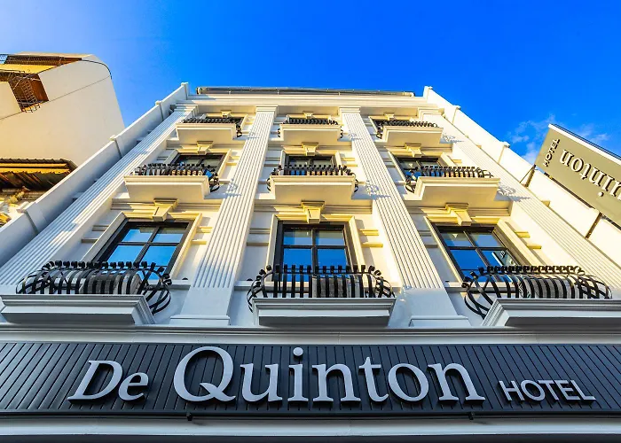 De Quinton Hotel