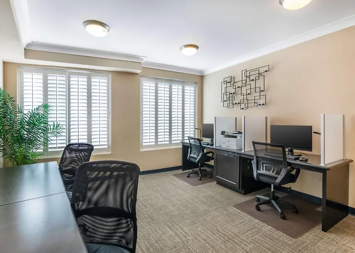 Best Western PLUS Avita Suites
