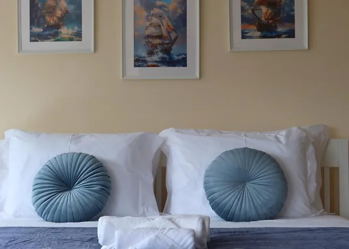 Art 4 You Carcavelos Suites
