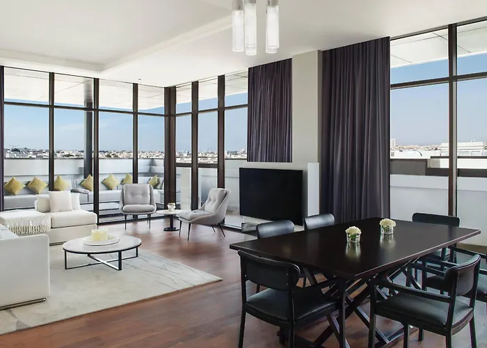 La Ville Hotel & Suites City Walk Dubai, Autograph Collection
