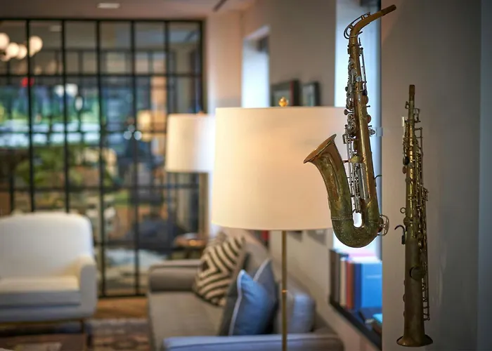 Renaissance Saint Elm Dallas Downtown Hotel