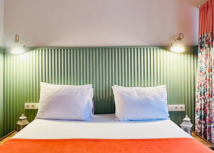 Casa Rosa Suites