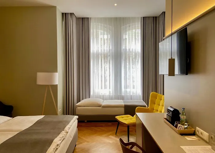 Hotel 38