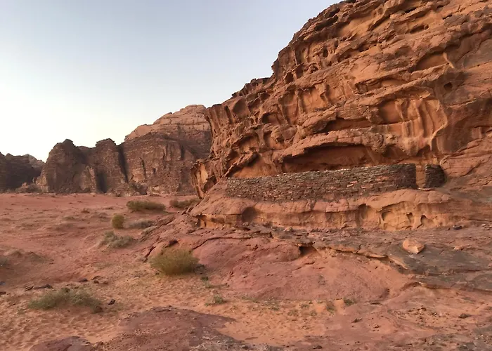 Wadi Rum Paris Cave