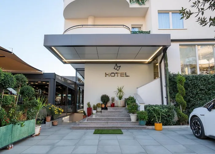 F&M Hotel 2