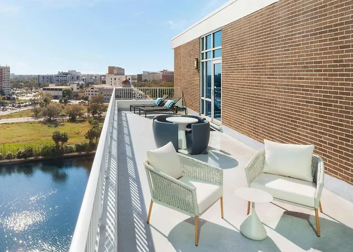 Aloft By Marriott Tampa Downtown Hotel