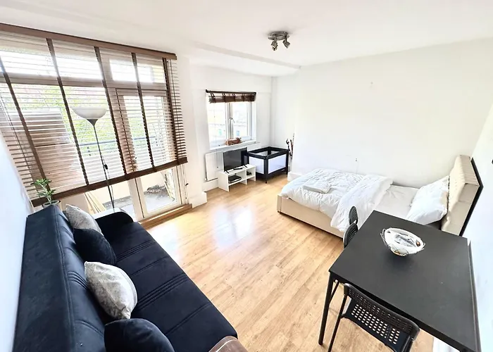 Central London Rooms Ec1V