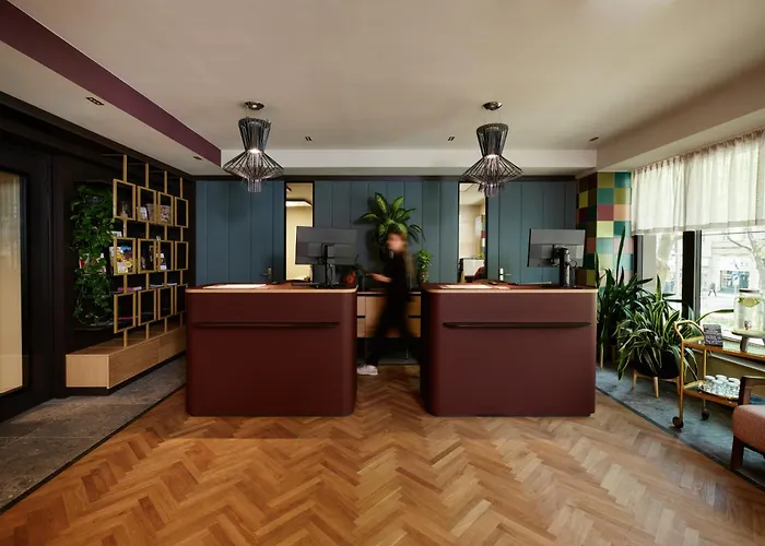 Henriette Stadthotel ex Das Capri