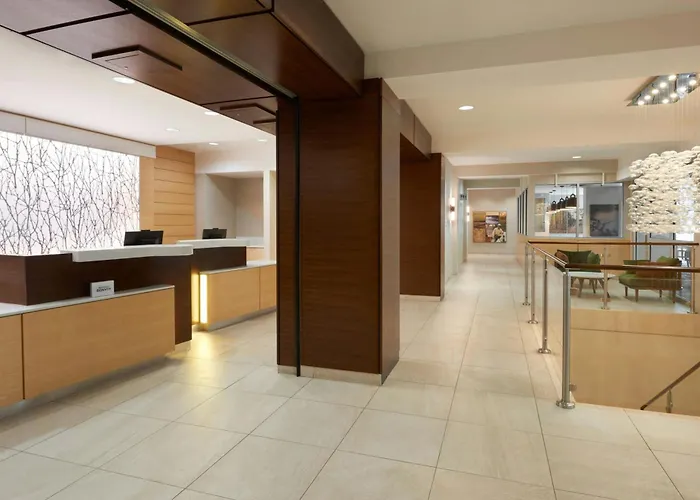 Fairfield Inn & Suites By Marriott Calgary Downtown