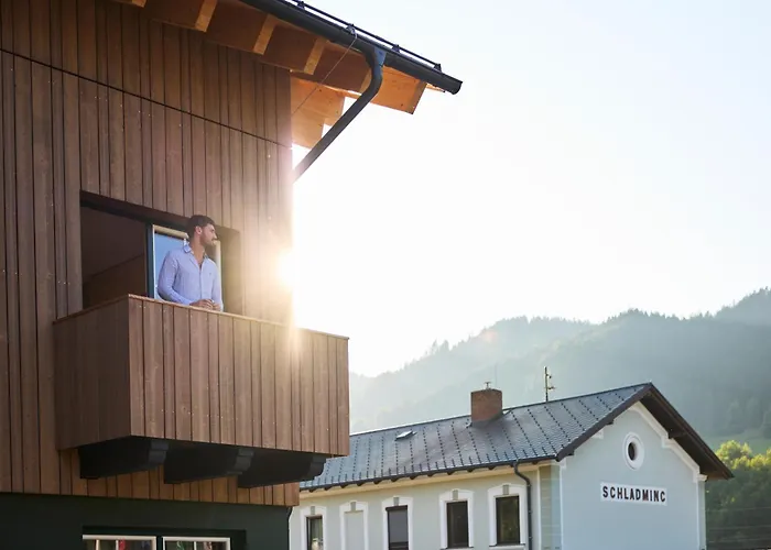 Hotel Und - Smart Alpine Stay