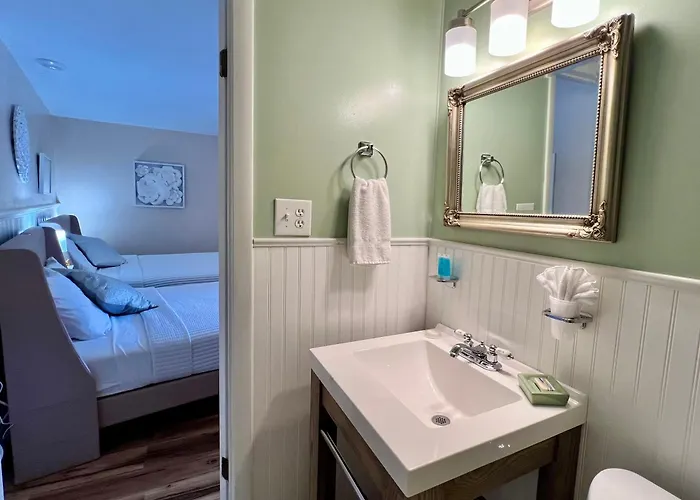 Green Acre Motel
