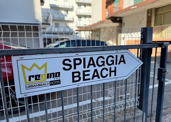 Regina Urban Beach Hotel