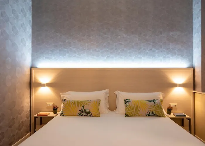 Hotel Embassy Pero