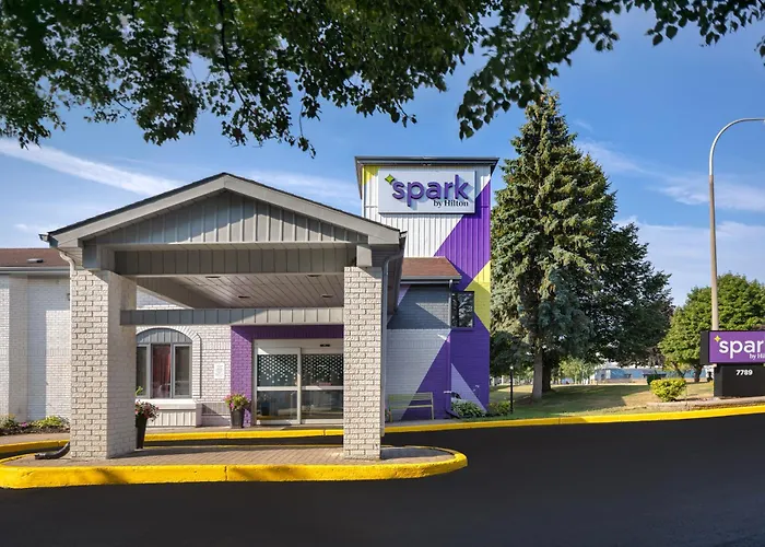 Spark By Hilton Brockville