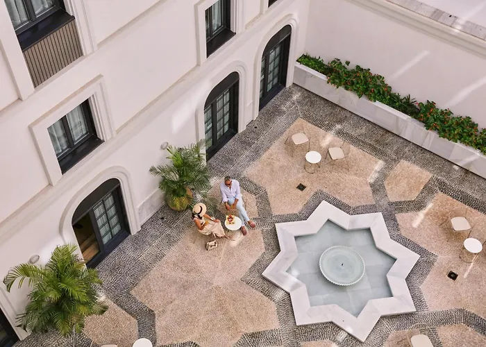 Hotel Bécquer