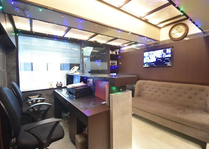 Hotel Arma Court - Near Us Embassy, Bkc Mumbai