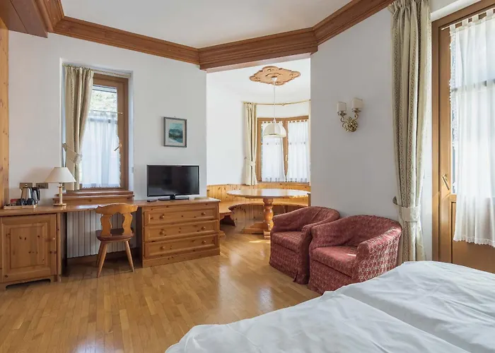 Franceschi Park Hotel
