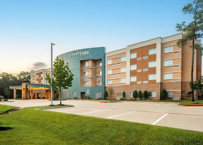 Courtyard By Marriott Houston City Place