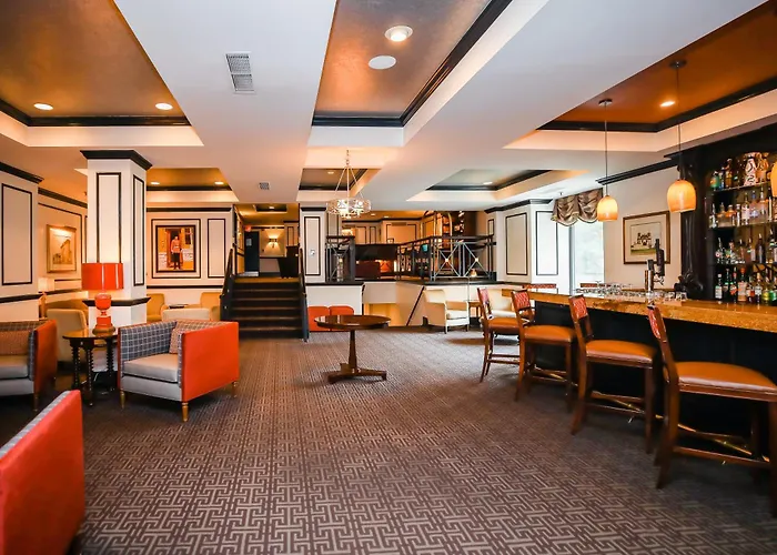 Dunhill Hotel
