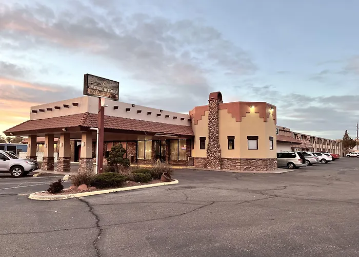 Brentwood Inn & Garden Farmington