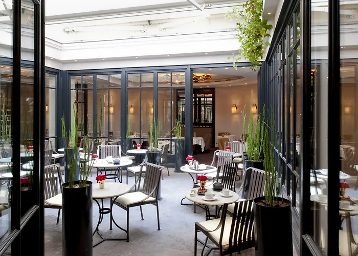 Le Burgundy Paris