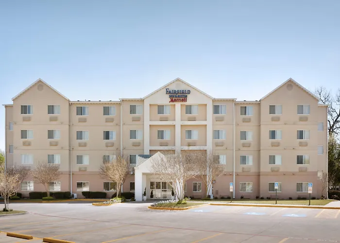 Fairfield Inn & Suites Fort Worth University Drive
