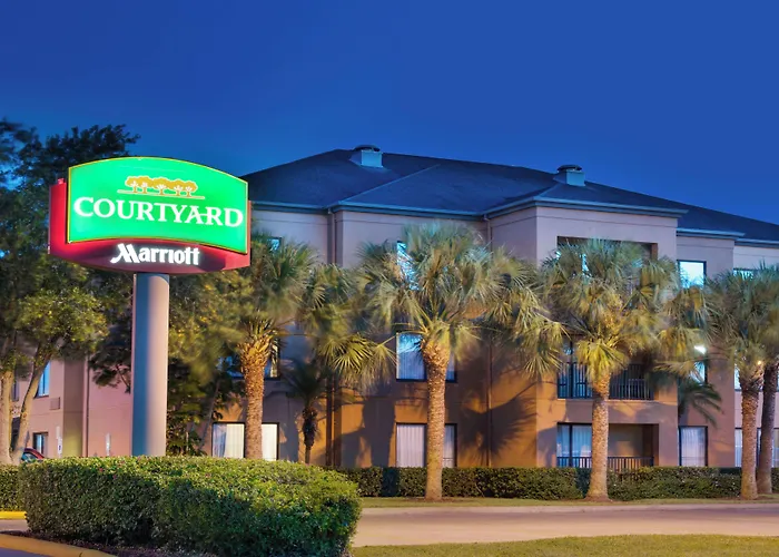 Courtyard Harlingen Hotel