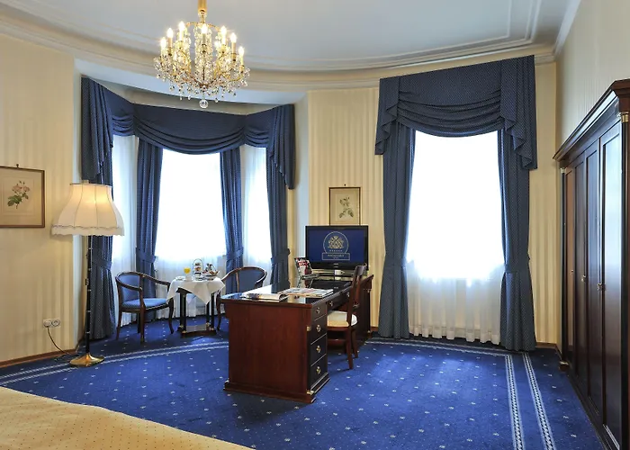 Hotel Ambassador