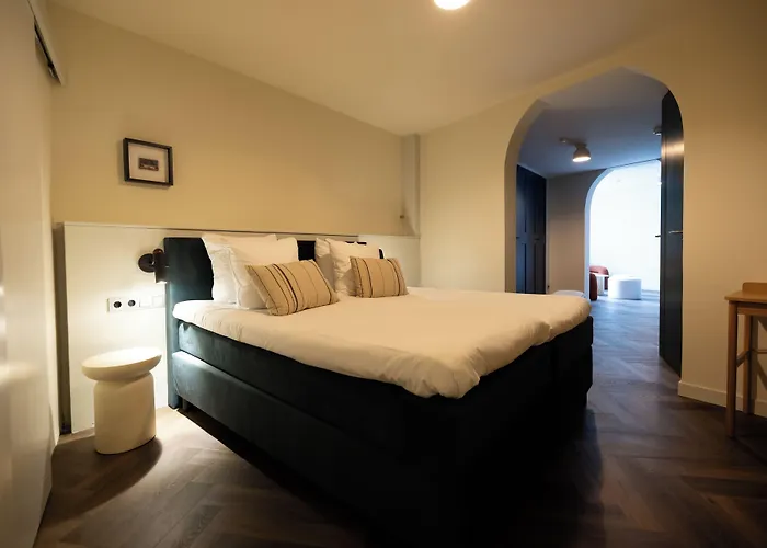 Hotel Emma
