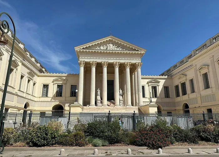 Kyriad Hotel Montpellier Centre Antigone