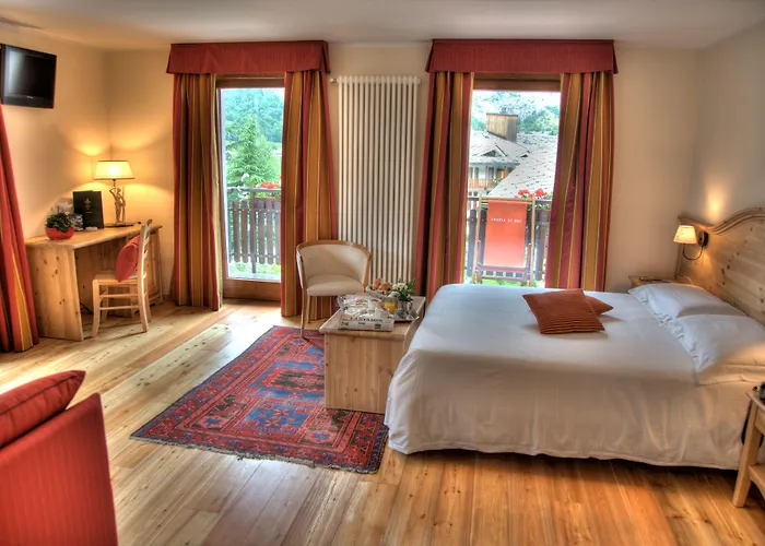 Cresta Et Duc Hotel
