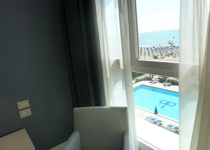 Hotel Orient & Pacific