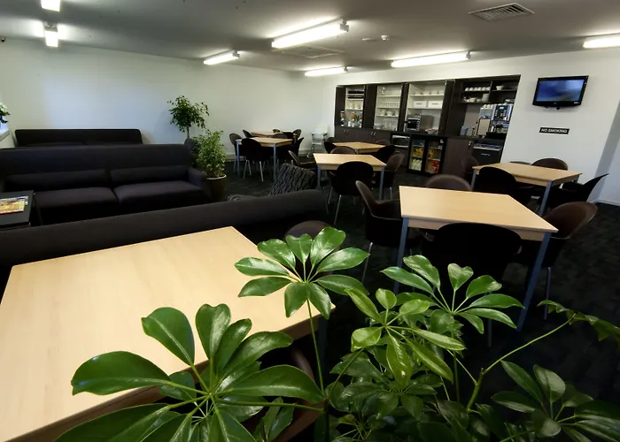 Nesuto St Martins Apartment Hotel