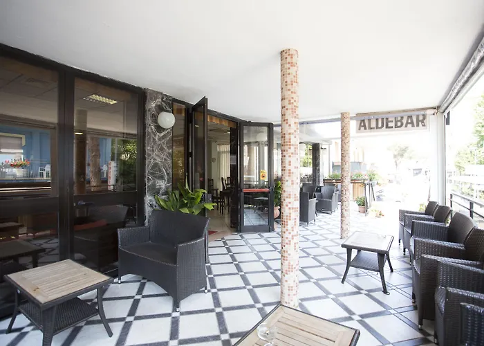 Hotel Aldebaran - Ideale Per Gruppi - Marina Centro
