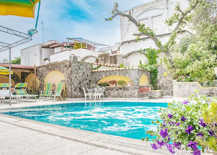 Hotel Annabelle Isquia
