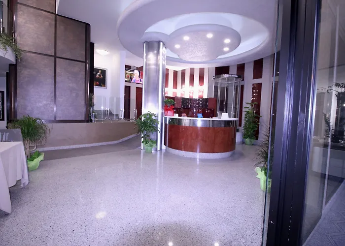 Hotel Fly