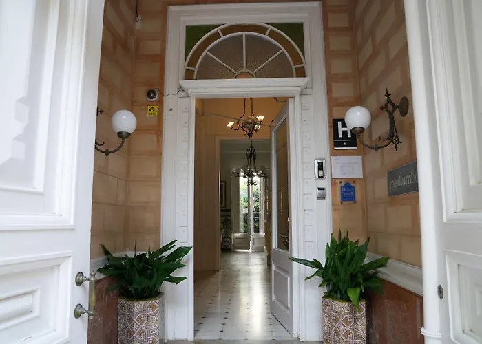 Hotel Medium Renaixença