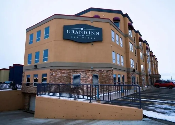 Grand Inn & Residence- Grande Prairie
