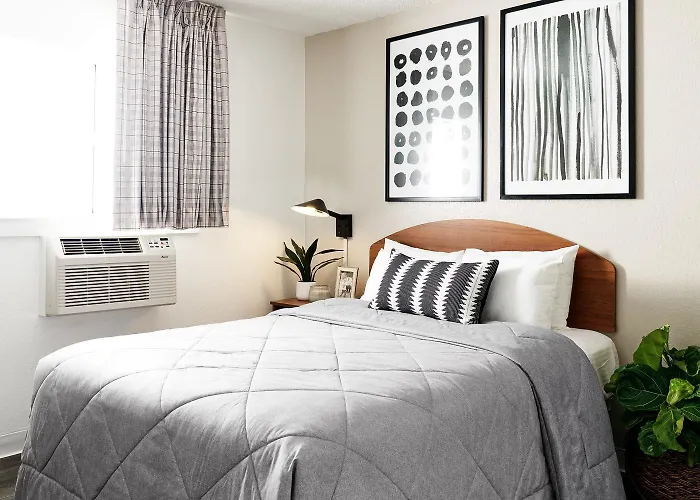 Intown Suites Extended Stay Newport News Va - South