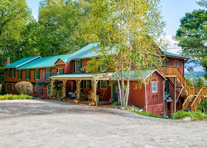 Timberholm Inn
