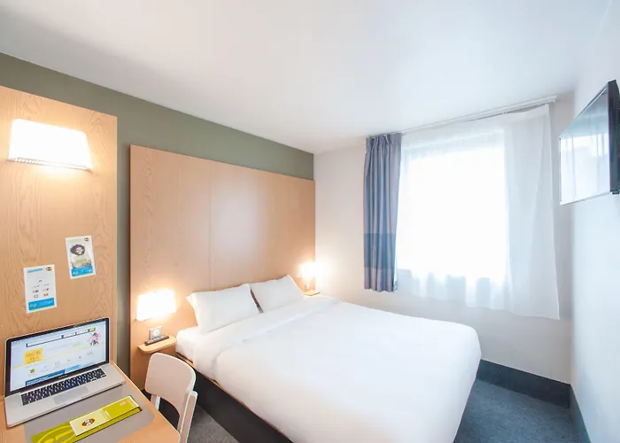 Hotel Inn Design Montluçon