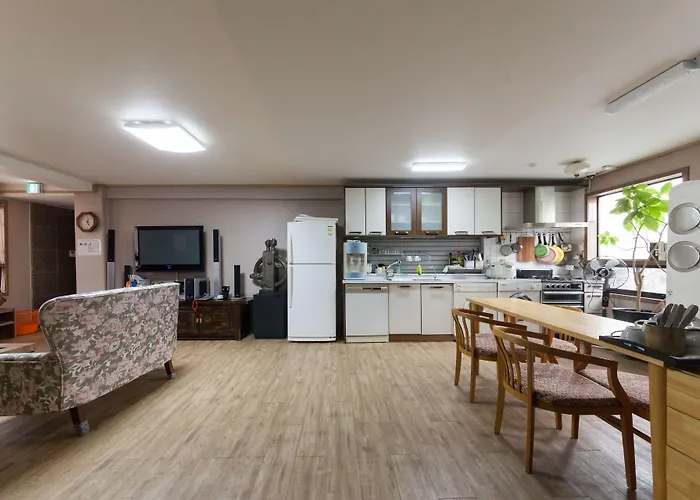 Yehadoye Guesthouse