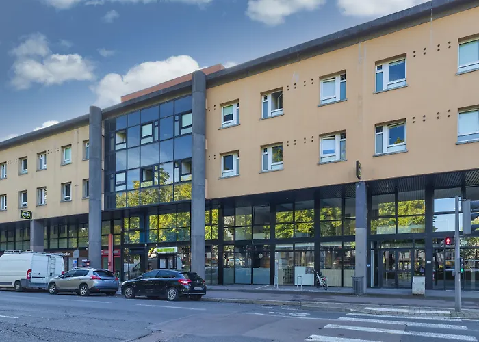 B&B HOTEL Troyes Centre