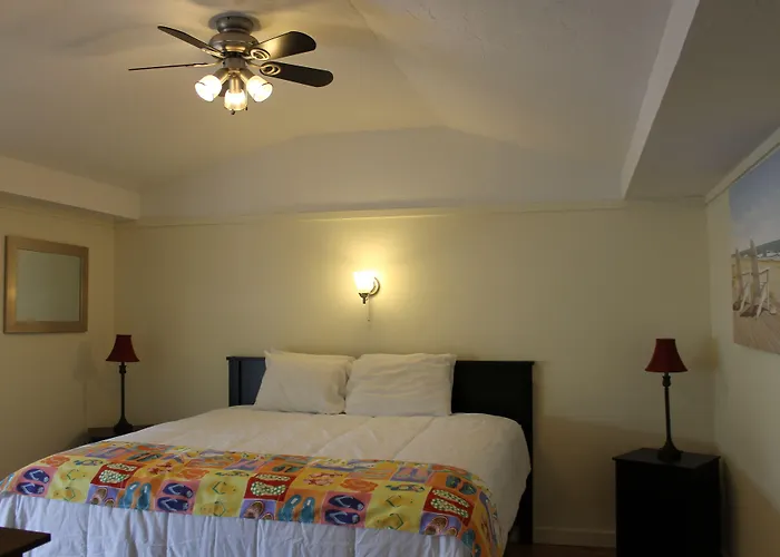 Drake'S Island Resort & Cottages