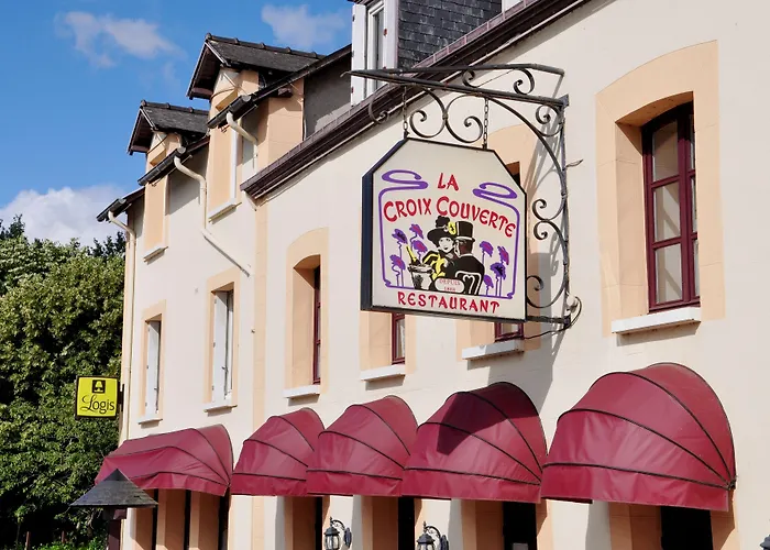 Logis Hôtel-Restaurant La Croix Couverte Mayenne