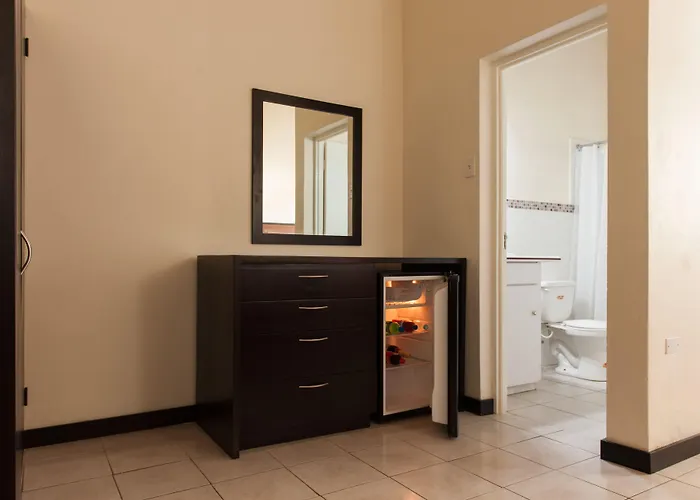 Shirley Retreat Hotel Kingston