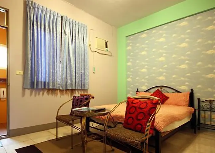 16 Alley Hostel