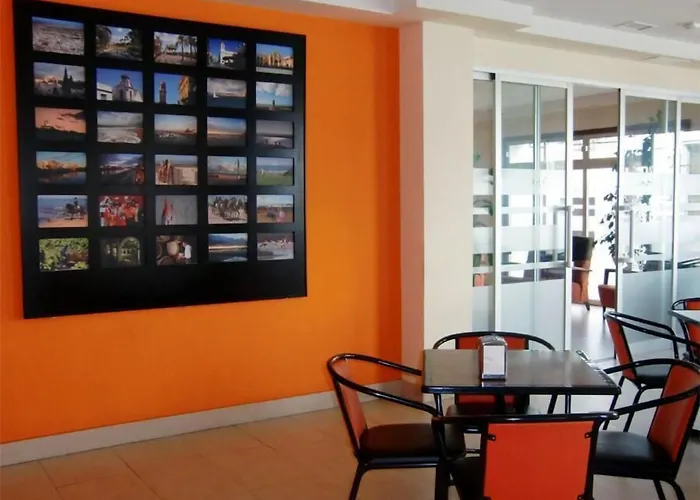 Hostal Villa