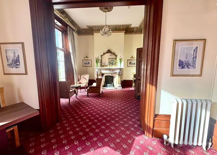 Purbeck House Hotel&Louisa Lodge